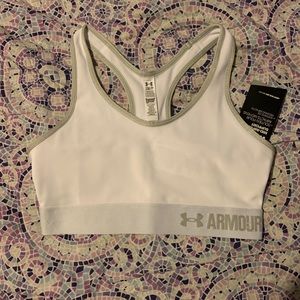 NWT Under Armour Sports Bra